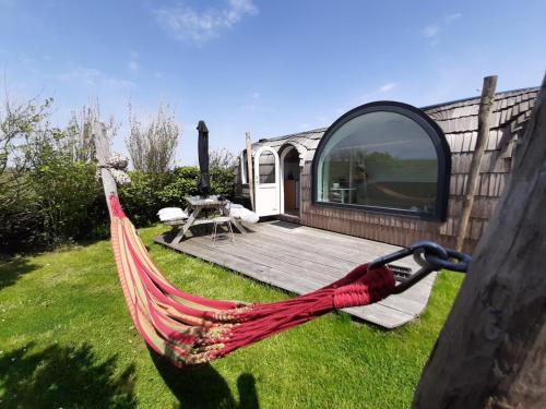 Abbestede Other | Tiny House De Boet, in Natuurgebied en vlakbij het Strand