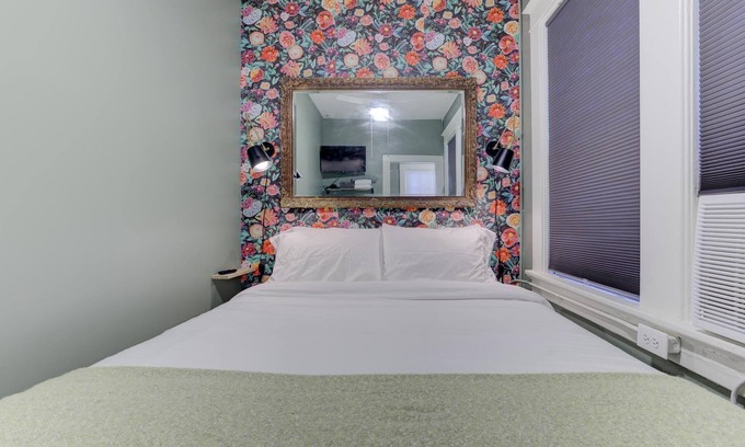 Midtown Apartment | Tiny Trendy Traveler's Studio in Historic Midtown!