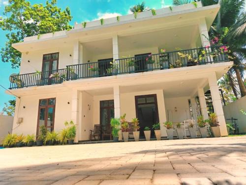 Negombo House | TK Home Stay Villa