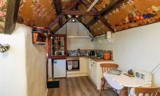 Totnes Cottage | Toad Hall Cottage