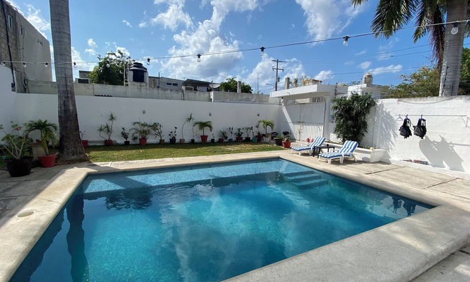 San Miguel House | Toadfish House
