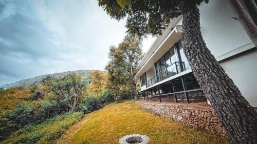 Kodaikanal Hotel | Tomorrowland Farms and Suites