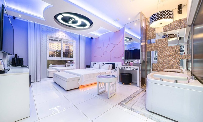 Tongyeong Hotel | Tongyeong Myeongpum Self Check-in Motel