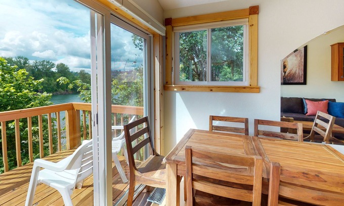 Oak Grove House | Top-floor of riverfront home w/ wraparound deck, free WiFi, & great location