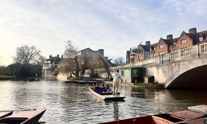 Cambridge House | Topaz House in Cambridge