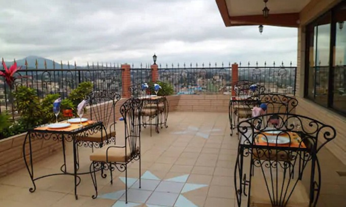 Yaounde Hotel | Tou'Ngou Hotel
