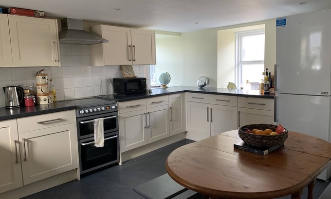 Langholm Apartment | Town centre with cafe , hotels and shops on the doorstep