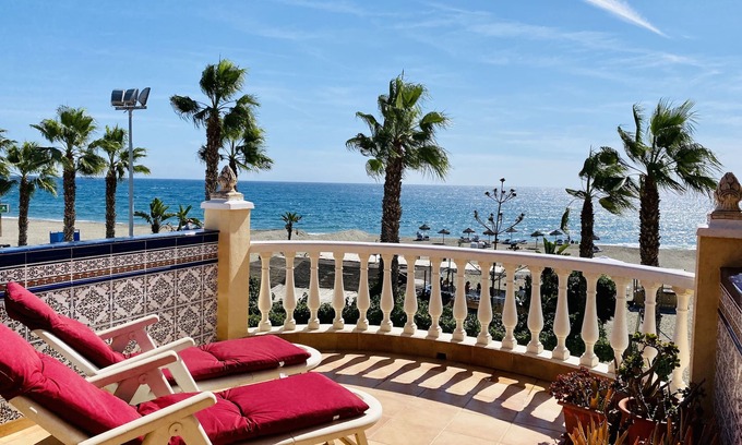 Caleta de Velez House | Town house on the beach with large terrace and sea view