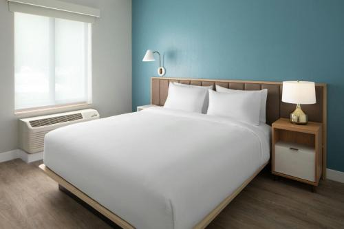 Wilmington Hotel | TownePlace Suites Wilmington Wrightsville Beach