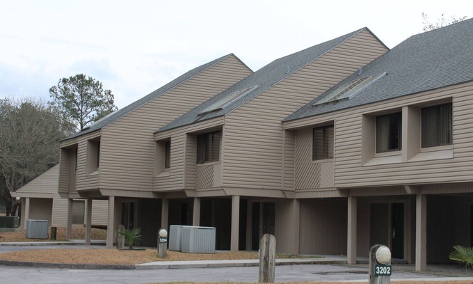 Fairfield Harbour House | Townhome with 2 bedrooms plus loft sleeping area, perfect for your next vacation