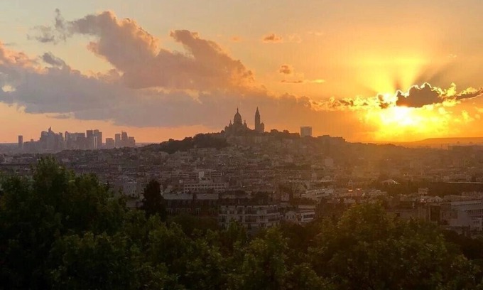 Combat Apartment | Très bel Appartement Avec vue Panoramique sur Paris Est et Montmartre