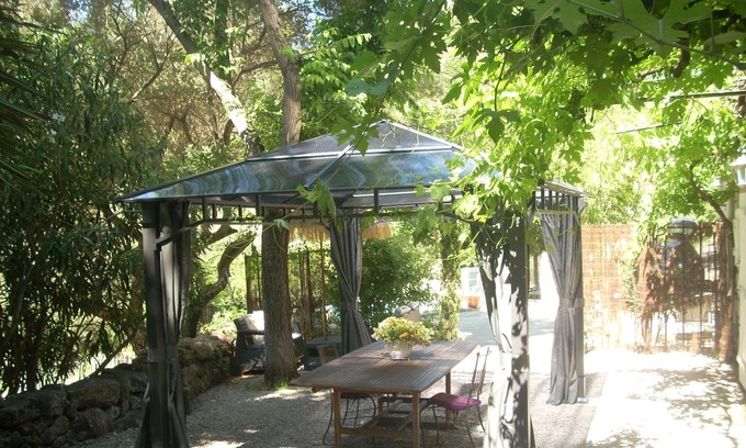 Sartene House | Traditional house with swimming pool for 1 couple - two children