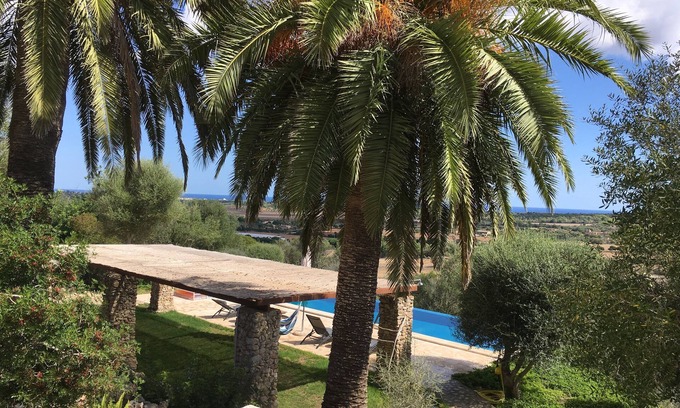 Manacor Cottage | Traditional Majorcan finca with panoramic views to the coast and the mountains