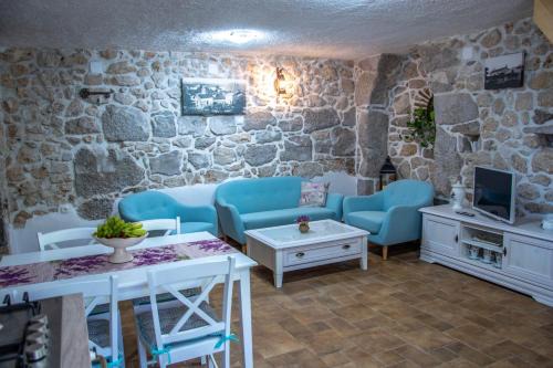 Sveti Anton House | Traditional Stone House St.Anton