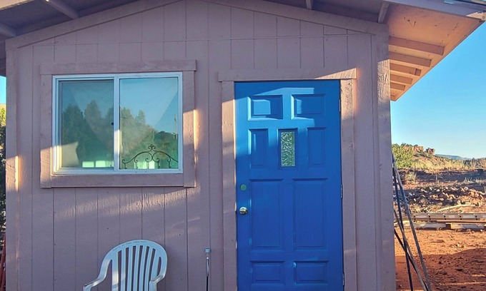 Jemez Pueblo Apartment | Tranquil 1-bedroom small cabin. Jemez Valley with hot springs, hikes, nite skies