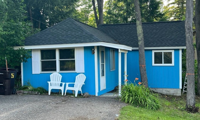 Au Train Cabin | Tranquil cabin with WiFi in charming Au Train.