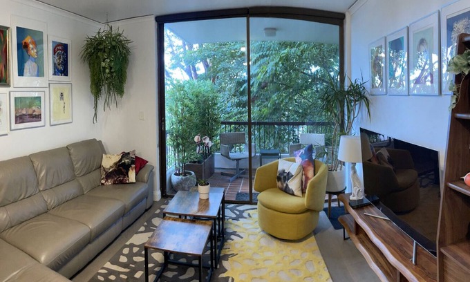 Bellevue Hill Apartment | Tranquil Eastern Suburbs Retreat - peaceful, leafy apartment near shops, beaches