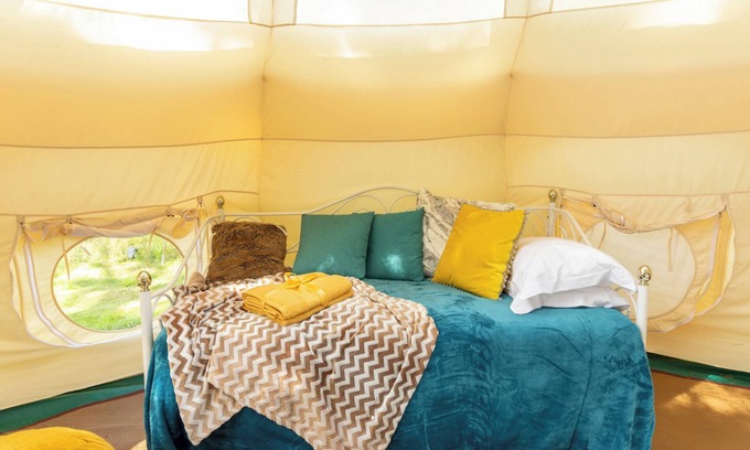 Bromsash Cabin | Tranquil Luxury Glamping Escape in Ross-on-Wye 6