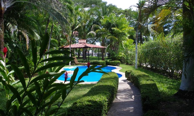 Tambor House | Tranquil Villa with Pool In Gated Beach Community
