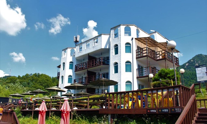 Seorak House | Travely Hotel Gapyeong