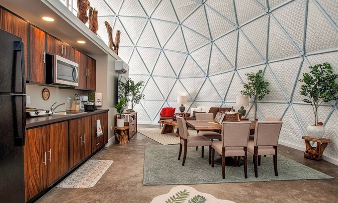 Williamsburg Apartment | Traverse City - Luxury on the Edge -13