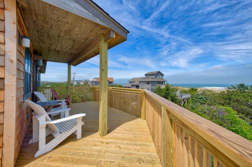 Avon House | Tree House 38