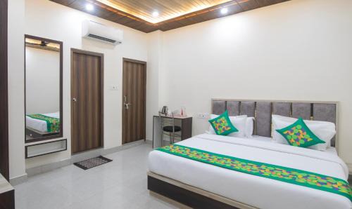 Varanasi Hotel | Treebo Golden Kashi