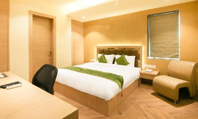 Chinar Park Hotel | Treebo Hoops, Near Kolkata Airport