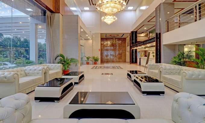 Dehradun Hotel | Treebo Premium Pearl Avenue Banquets And Lawn