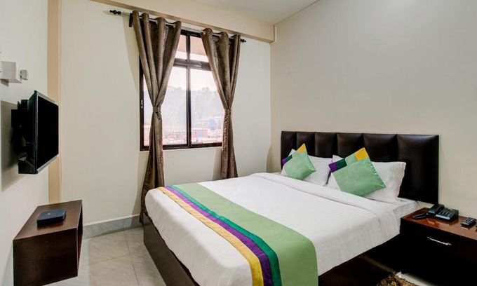Shillong Hotel | Treebo Staying Center