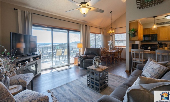 Indian Point Condo | Treehouse 6-6
