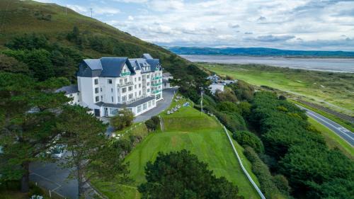 Aberdovey Hotel | Trefeddian Hotel