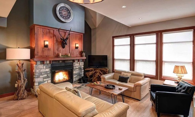 Tremblant-Les-Eaux Condo | Tremblant Les Eaux B - Mont-Tremblant