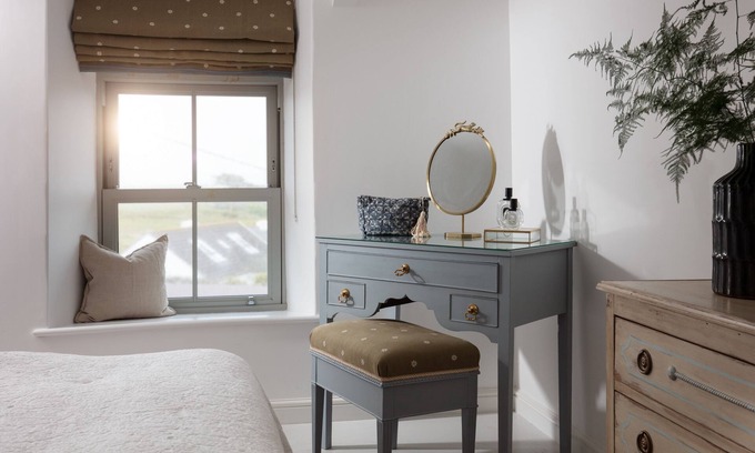 Trenance Cottage | Trenance Farmhouse - beautiful adults only cottage - sleeps up to 7
