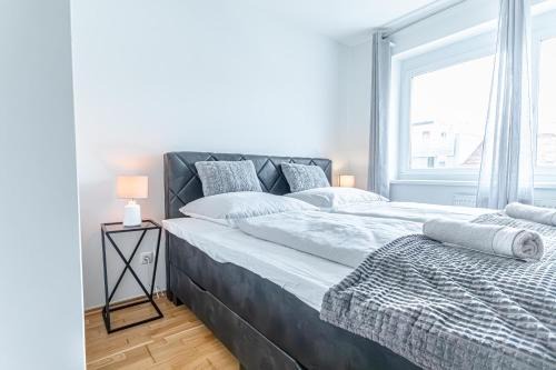 Favoriten Apartment | Trendy - Modern 1BR & 1LR Apartment in Vienna Center