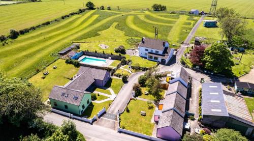 Cardigan House | Trenewydd Farm Holiday Cottages