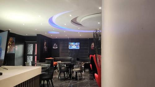 Surulere Hotel | Triple Tee Luxury Hotel & Service Apartments Surulere