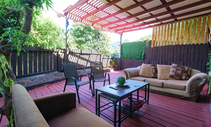 Trouya House | Tropic Nook Too