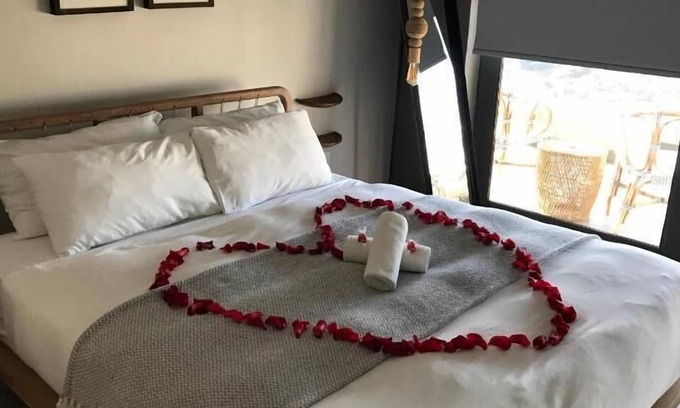 Montego Bay Hotel | Tropical Court Hotel