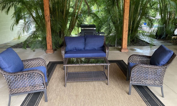 Fort Pierce House | Tropical Guest House