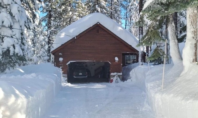 Truckee Cabin | Truckee Cabin on Tahoe Donner Golf Course