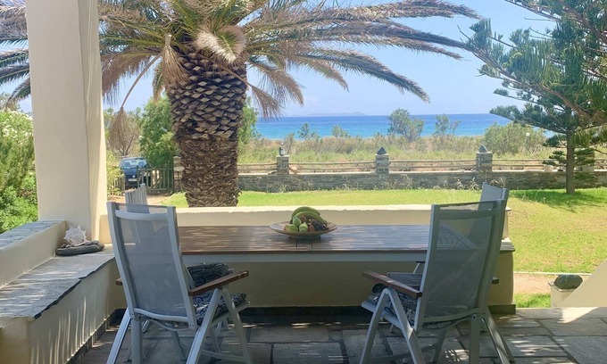 Agios Ioannis House | ⭐️⭐️⭐️⭐️⭐️TRUE BEACH HOUSE in TINOS! Literally On the Beach