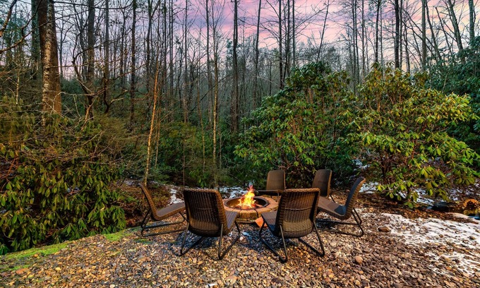 Pittman Center Cabin | True Log Cabin 2 acres, hot tub, fire pit, stream, all king suites