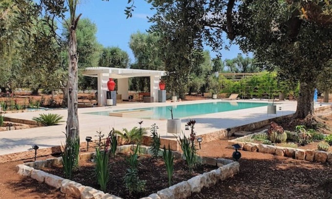 Francavilla Fontana Villa | Trullo in Francavilla Fontana with amazing pool.