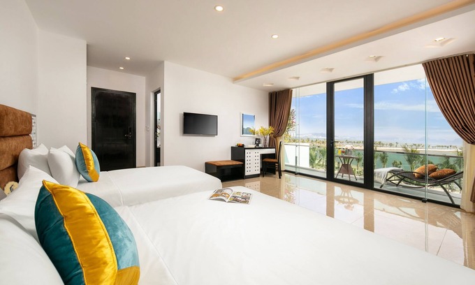 Ha Long Hotel | Tuan Chau Kingly Villa