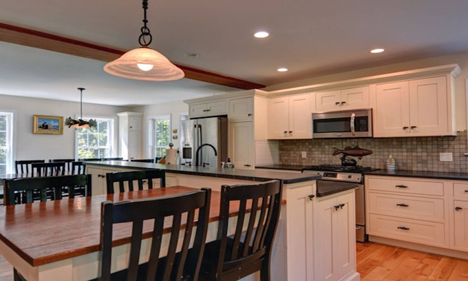 Chilmark House | Tucked Away on Tea Lane, Chilmark