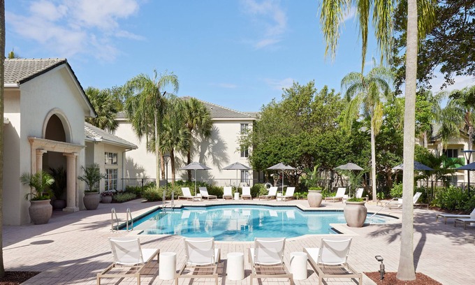 Fort Lauderdale Apartment | Tucker at New River Cove Fort Lauderdale