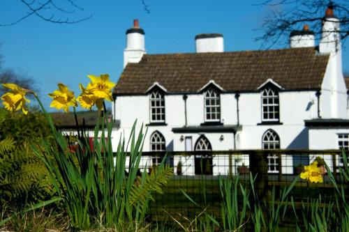 Jameston Hotel | Tudor Lodge Bed & Breakfast