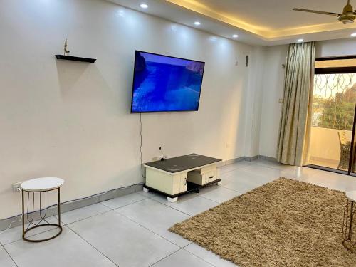 Ras Makamaiwe House | Tudor Nora apartments