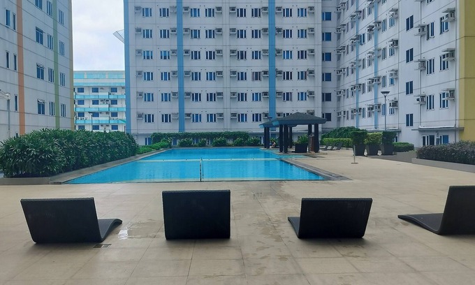 South Triangle Condo | Tum's Mplace Staycation 15th Floor Tower D